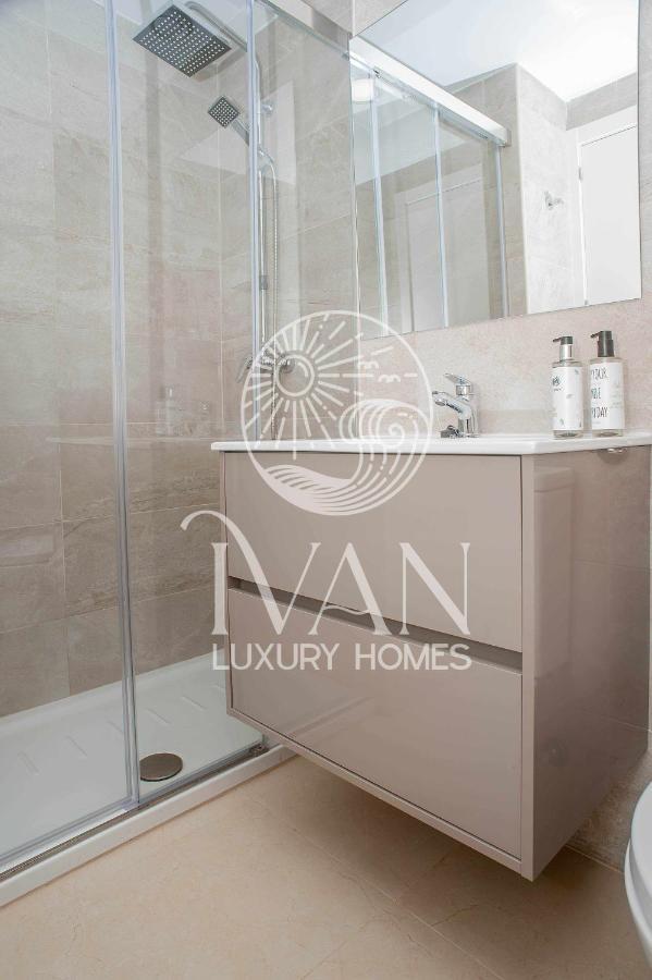 Casa Yarina - Iván Luxury Homes - 1ª Planta - Sur - 1ª Linea de Playa Oropesa del Mar Esterno foto